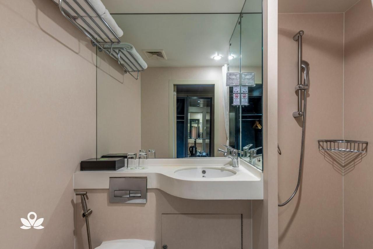 Zen Premium Magallanes Makati Makati City Extérieur photo